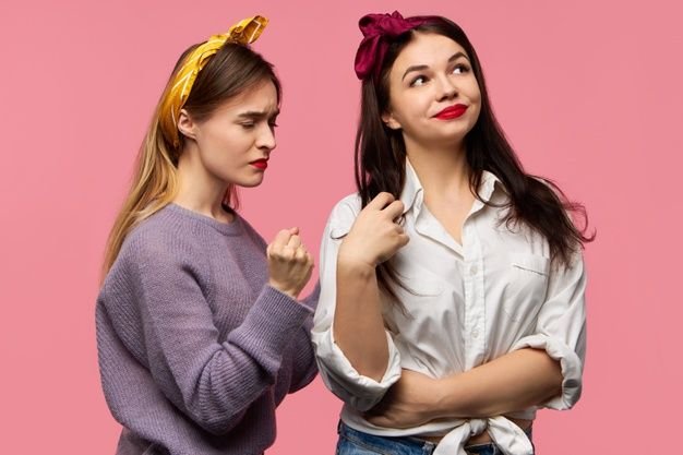 Superiority Bias: Ketika Kita Merasa Lebih Baik dari Orang Lain